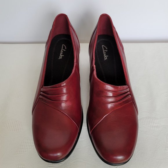 CLARKS Wyld Foxtro Slip-On Leather Shoes- Wine color- Women's Size 9M - Picture 7 of 15